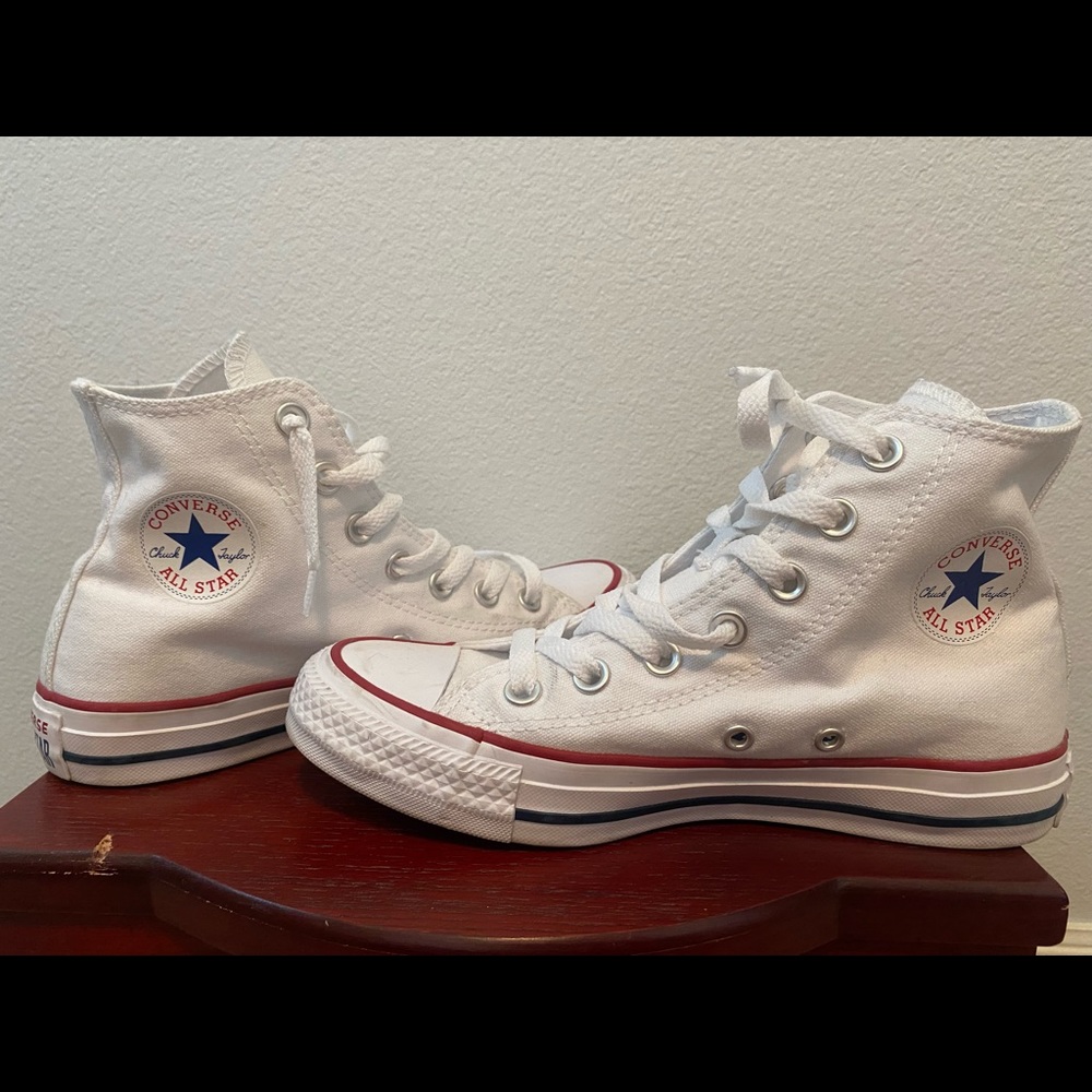 White Chuck Taylor Converse! Worn maybe 3 times!